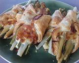 A picture of step 4 of Sig's Asparagus, Cheese and Black Forest Ham Parcels.
