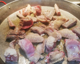 Foto del paso 1 de la receta: Paella con caracoles y verdura