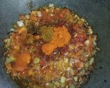 A picture of step 3 of Aloo Palak.