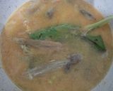 Foto langkah ke 4 dari resep Ayam Kuah Pedas.