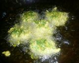 A picture of step 4 of Palak Pakode.