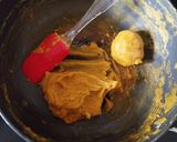 A picture of step 2 of Mango puran poli.