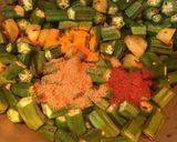 A picture of step 3 of Aloo Bhindi.