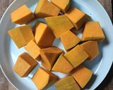 Foto langkah ke 1 dari resep Bingka labu kuning mini.