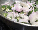 प्याज़ और भिंडी की सब्ज़ी(pyaz aur bhindi ki recipe in hindi) रेसिपी चरण 3 फोटो