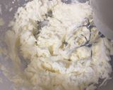 A picture of step 1 of La Viña Cheesecake 🧀.
