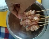 Foto langkah ke 5 dari resep Sate ayam bumbu kacang.