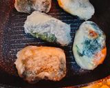 Foto langkah ke 6 dari resep 🍙Pan-fry Teriyaki Tofu Rice Paper Sushi Dumplings | with homemade vegan tofu Kewpie Mayo.