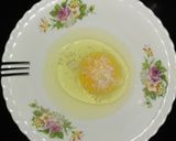 A picture of step 2 of Omelet Sandwich.