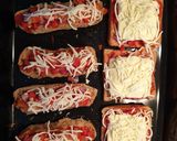 รูปขั้นตอนการทำที่ 1 ของ Veggie Cheese Bread Pizza