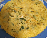 Foto del paso 6 de la receta: Tortilla de calabacín, pimiento y quesitos