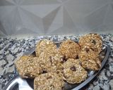 Foto del paso 2 de la receta: Galletas dos ingredientes opcional el tercero!!