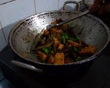 Foto langkah ke 4 dari resep Sambalado PTT (Pete, Tuna, Tempe).
