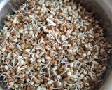 A picture of step 1 of Matki beans usal.