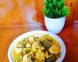 Foto langkah ke 5 dari resep Lempah Kuning Ayam Daun Kedondong.