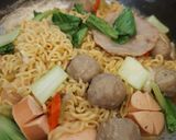 Foto langkah ke 3 dari resep Mie Tumis.
