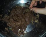 Foto langkah ke 4 dari resep Choco Blossom BisCake (Biskuit Kue) 😂.