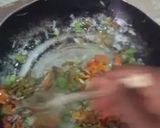 A picture of step 3 of Bread with spring onion sauce.