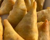 A picture of step 4 of Samosa.