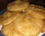 Foto langkah ke 4 dari resep Kue cucur gula merah berserat/bersarang.