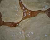 Foto langkah ke 3 dari resep 28. Roti canai homamade.