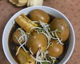 Foto langkah ke 3 dari resep Rawon Telur Tahu.