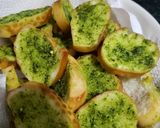 Foto del paso 4 de la receta: Panecitos saborizado, No tires el pancito "viejo"