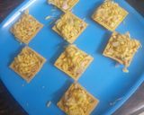 A picture of step 5 of Cheese Bhel Puri Parcels.