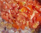 Foto del paso 3 de la receta: Lomo al verdeo y fideos, cebolla morada y tomate