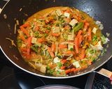 Zöldséges tészta ázsiai ízvilággal recept fázis 4 fotója