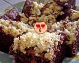 Foto langkah ke 5 dari resep Steamed coffee cake.