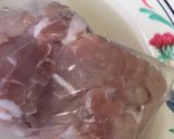 รูปขั้นตอนการทำที่ 1 ของ หมูสไลด์ผัดพริกเกาหลี 🇰🇷🇰🇷 (โคชูจัง)
