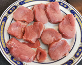 Foto del paso 1 de la receta: Solomillo Strogonoff