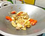 Foto langkah ke 4 dari resep Capcay kuah ayam dan sayur.