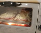 Foto langkah ke 3 dari resep Pizza roti tawar.