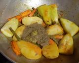 পেঁপে দিয়ে মাগুর মাছের ঝোল(pepe diye magur macher jhol recipe in Bengali) রেসিপি ধাপ - 2 ছবি