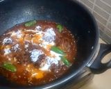 A picture of step 2 of Chicken yakhni pulao.