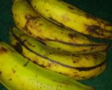 Foto del paso 1 de la receta: Mangú de plátano con chuleta y cebolla