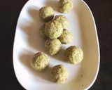 Foto del passaggio 5 della ricetta Polpette di sedano con bollito e salsa di verdure