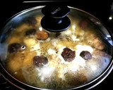 Foto del paso 3 de la receta: Alubia con costillas de cerdo en salsa shiitake a Scotch Whisky