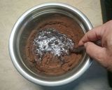 Foto del passaggio 6 della ricetta Salame di cioccolato al Ciobar