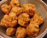 รูปขั้นตอนการทำที่ 6 ของ สูตรลูกชิ้นกุ้งเด้ง(Shrimp ball)