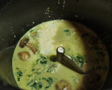 Foto del paso 4 de la receta: Champiñones en salsa con espinacas