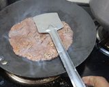 रागी की रोटी (Ragi ki roti recipe in hindi) रेसिपी चरण 7 फोटो