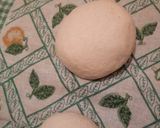 صورة لخطوة 3 من وصفة كسرة خميرة (مطلوع) محشي 😋😋😋