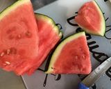 Une image de l'étape 3 de Salade de pastèque et melon vert au jus de cerises.