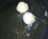A picture of step 9 of Fried Cookies.