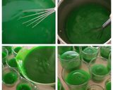 A picture of step 2 of Coconut Custard & Pandan Layer (Tepung Pelita).