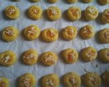 Foto langkah ke 3 dari resep Kaya Cheese Cookies.