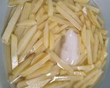 Foto langkah ke 2 dari resep Kentang Goreng Crispy.